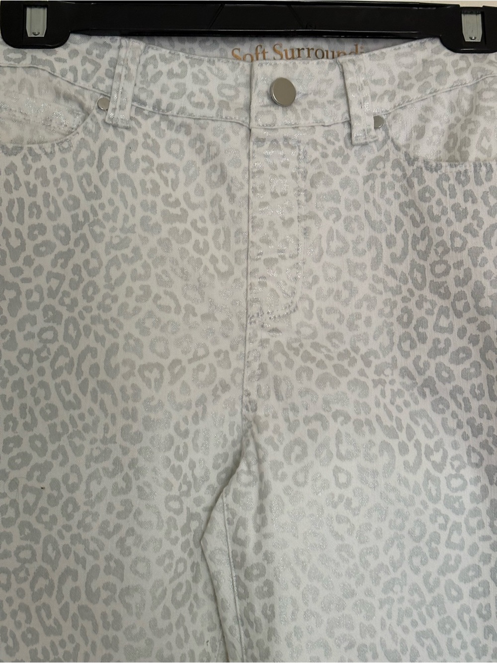 NWOT Soft Surroundings Silver Leopard Print Ankle Jeans Womens 10 Stretch Pants